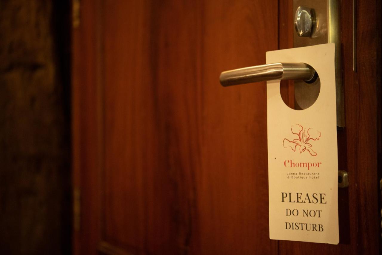 Chompor Lanna Hotel Csiangmaj Kültér fotó