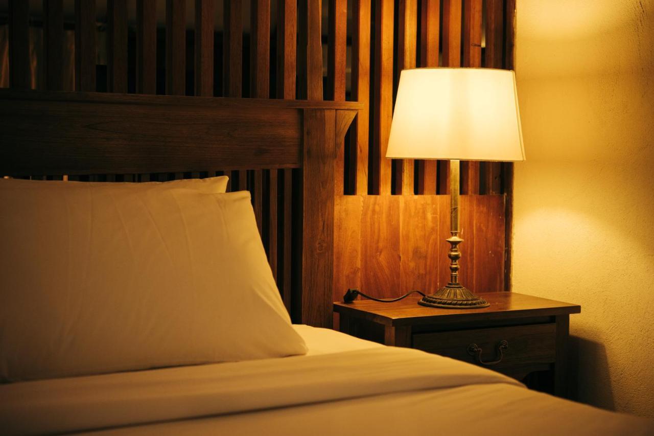 Chompor Lanna Hotel Csiangmaj Kültér fotó